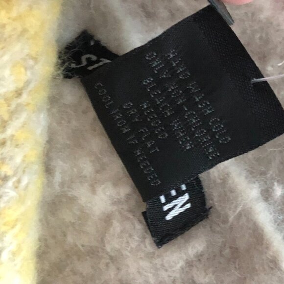 Steve Madden Shawl Scarf Womens Ivory Orange Muffler Blanket Wrap Fringe NWTs - Picture 5 of 5